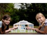 Breyer Farms Deluxe Arena Stable - Image 9